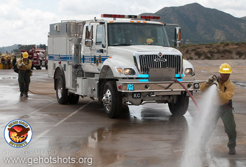 LOADING A LOT OF GREAT PROFESSIONAL FIREFIGHTING PICTURES...