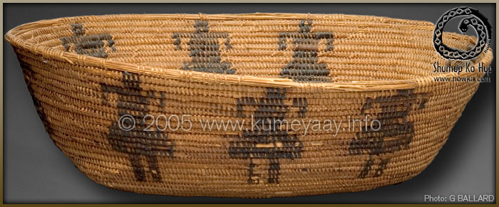 YUMAN AMERICAAN INDIAN BASKET PHOTOGRAPH